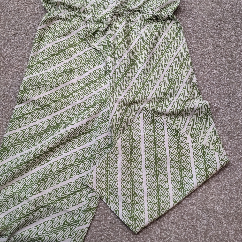 Batik Melati cinch waist sleeveless button jumpsuit olive green - Picture 8 of 16